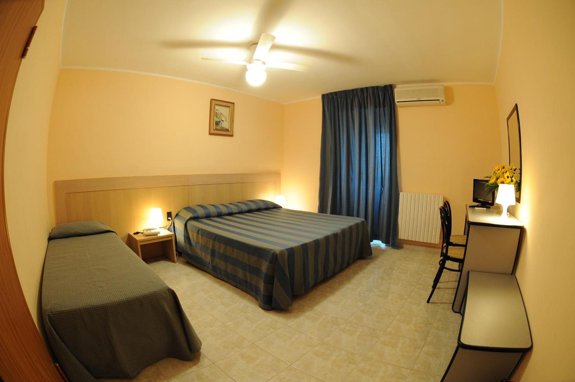 Racar Hotel Frigole Exterior foto