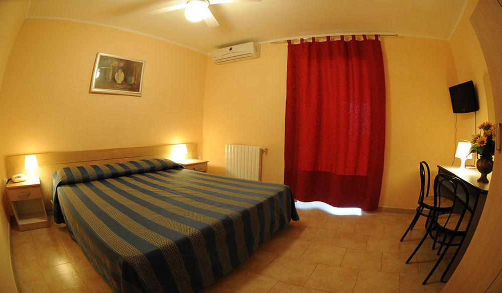 Racar Hotel Frigole Exterior foto