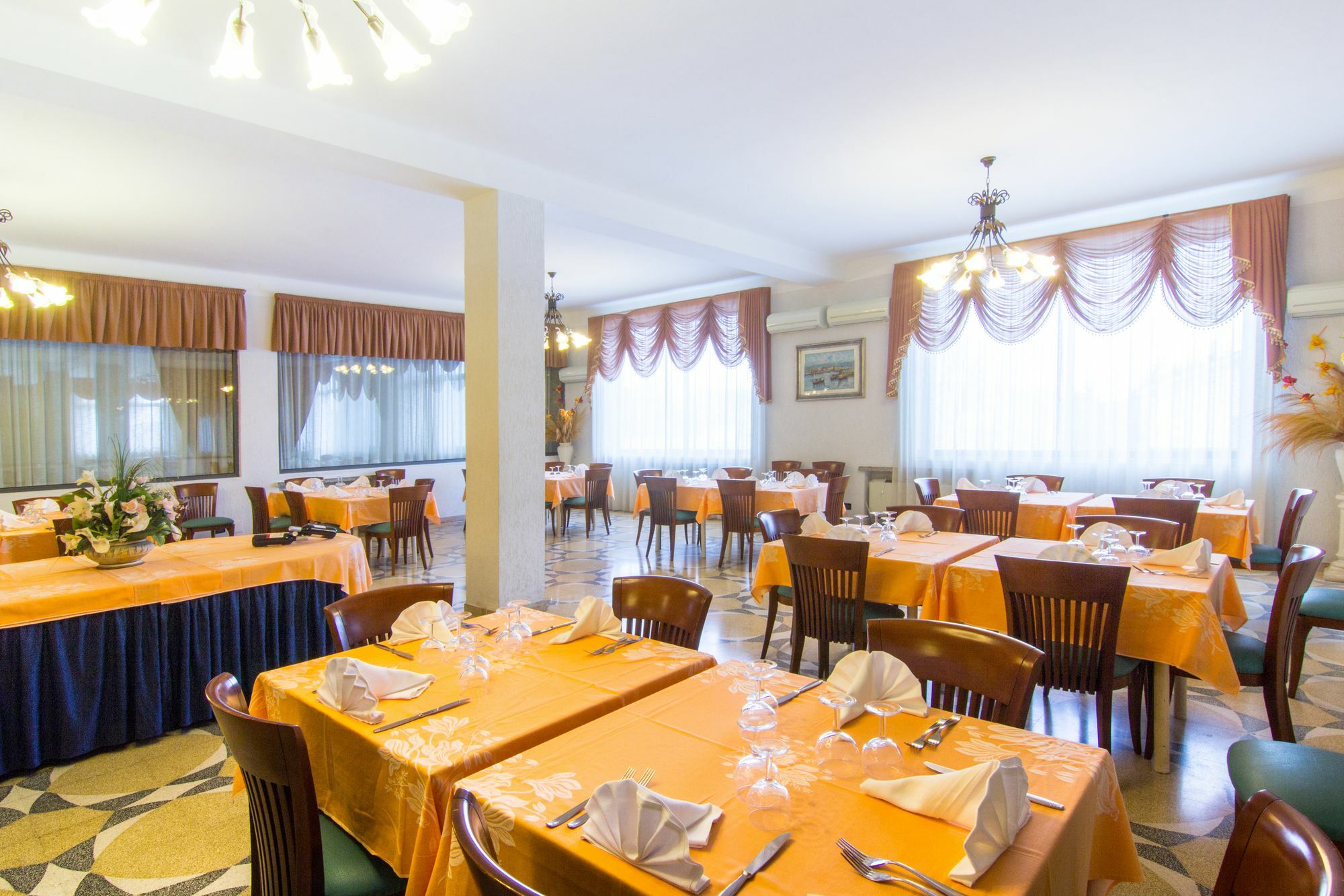 Racar Hotel Frigole Exterior foto